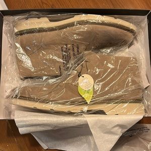 Brand new men’s size 12 Rockport Charlee Chukka boots. Sand sable color.